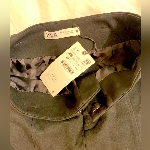 Zara belted miniskirt - Picture 2 of 3